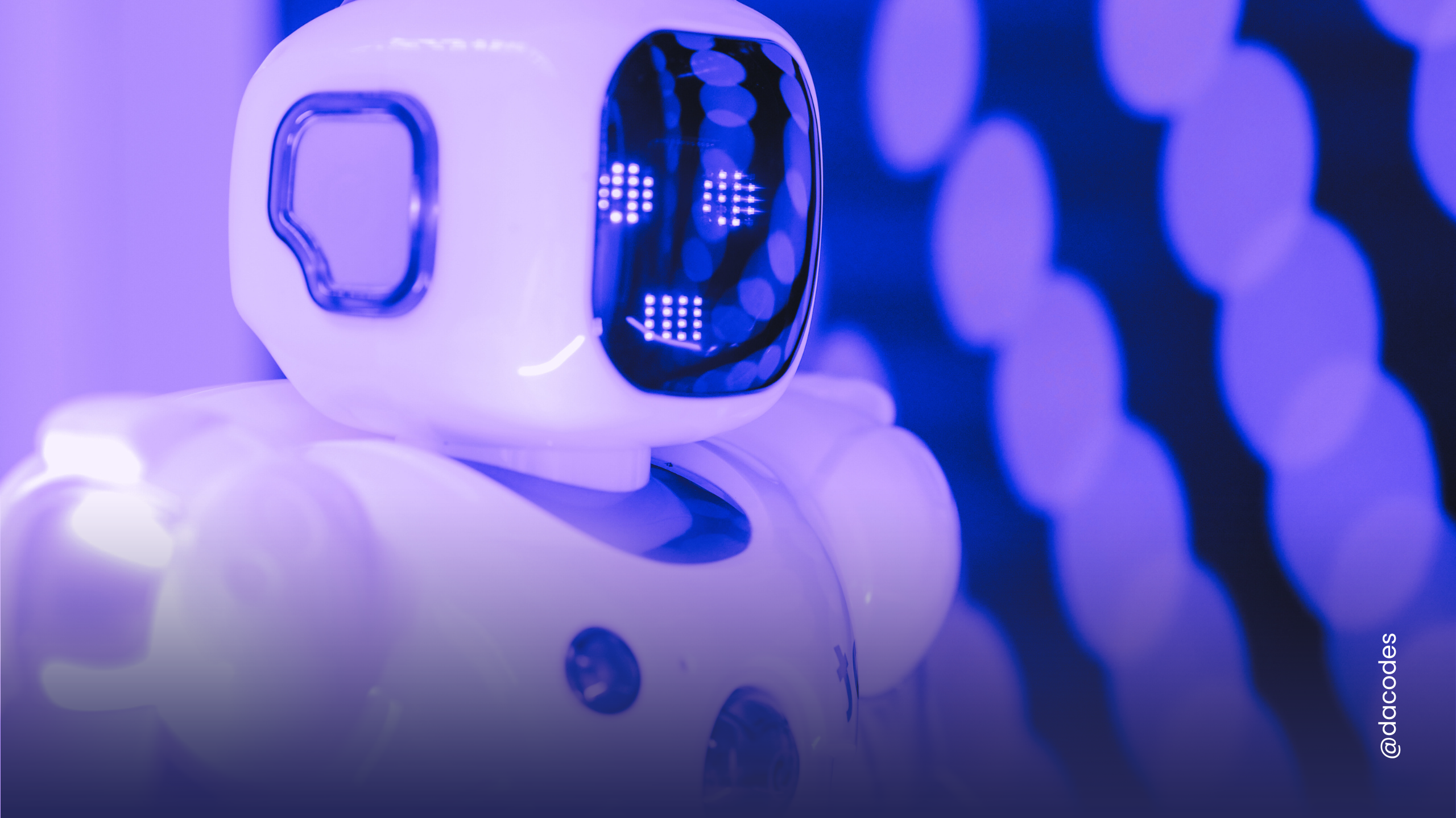 Discover the technological challenges that await us in 2024, from legal and ethical considerations to changes in the workplace and regulatory contexts.